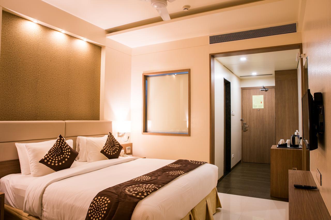 Hotel Grand Rio Nashik Ngoại thất bức ảnh